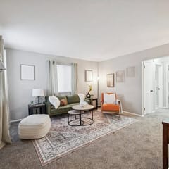 Spacious & well designed 3br/1.5ba w/ Fiber Wi-Fi!