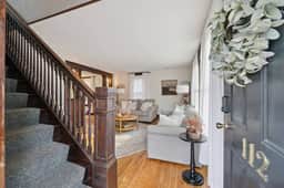 Prime Uptown Location! 2br charming historic home!