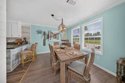 3BR/2BA Beach House-Tiki Bar! King ensuite w/ deck - Image 3