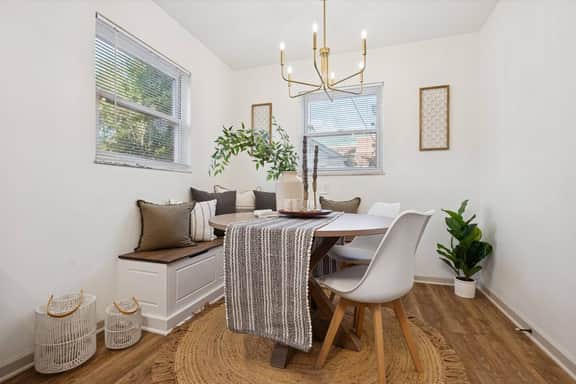 Elegant & inviting! 3br w/ private primary suite!