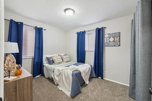 Spacious & well designed 3br/1.5ba w/ Fiber Wi-Fi!