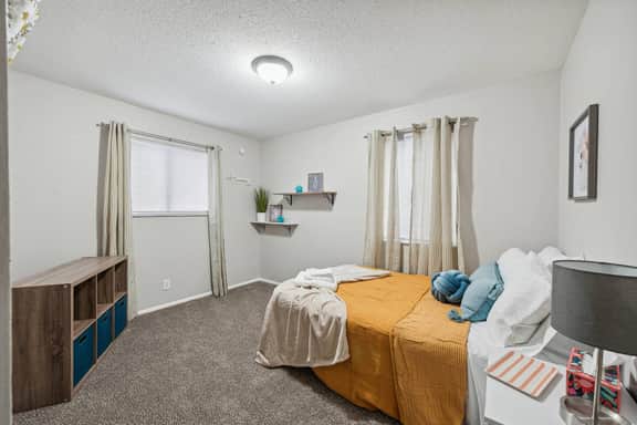 Spacious & well designed 3br/1.5ba w/ Fiber Wi-Fi!