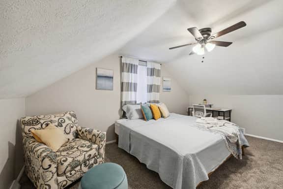 Spacious & well designed 3br/1.5ba w/ Fiber Wi-Fi!