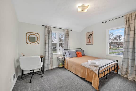 Updated 3br- Fiber Wi-Fi by Toledo Hospital & UT!