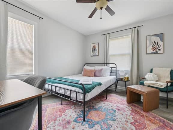 Adorable Maumee Ranch by River/Park-2br fast WiFi
