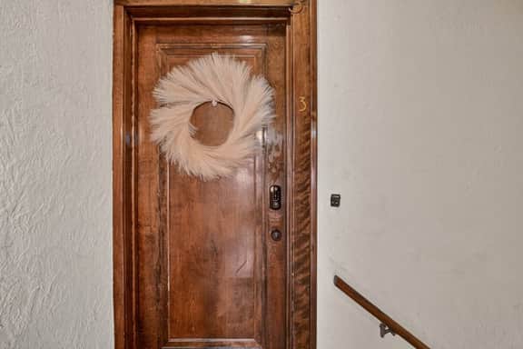 1br apt - heart of Uptown Maumee w/ Fiber WiFi. #3